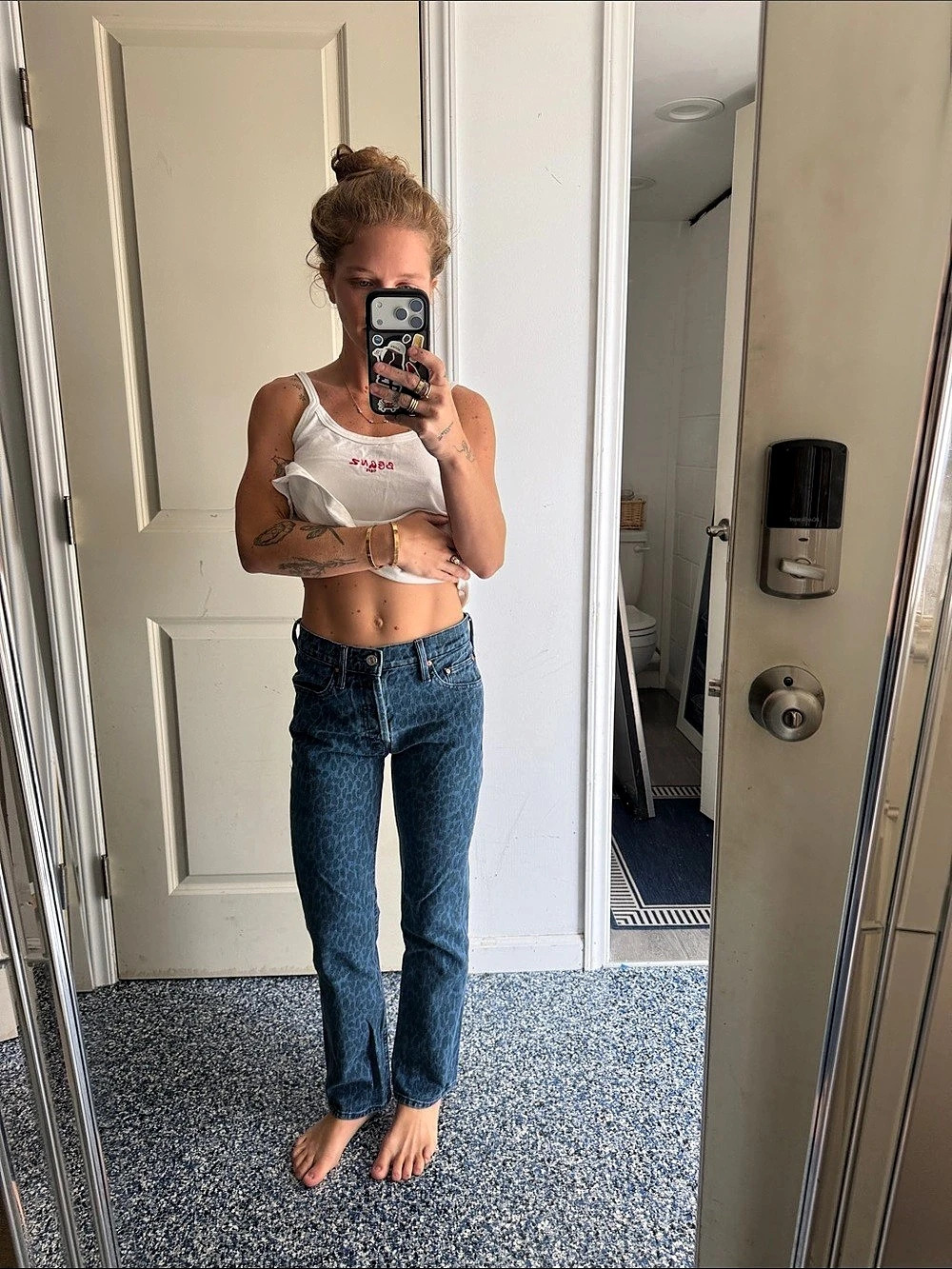 Mother The Tomcat Ankle Jeans in Blue